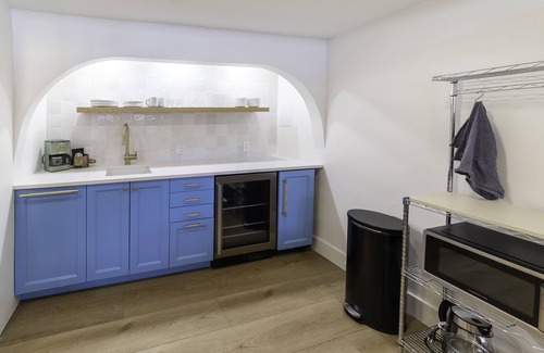Frisco Apartment | New Apres Studio with private entrance and wet bar