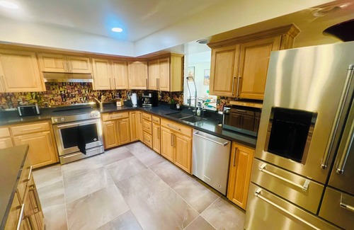 Lake Montezuma House | ! NEW ! Arizona Wine House. Centrally located in the Heart of the Verde Valley.