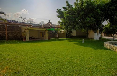 Emiliano Zapata Apartment | New Bamboo Casa Calma
