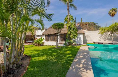 Chiconcuac Apartment | NEW Bamboo Villa Palma Pool and Rest