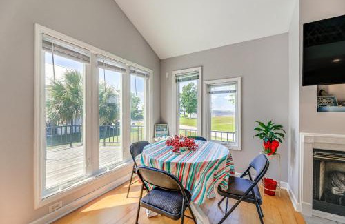 New Bern House | New Bern Home with Water View about 6 Mi to Downtown!