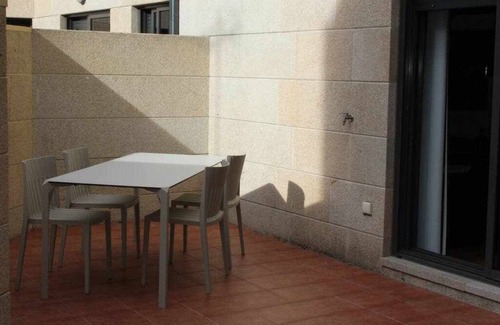 Pontevedra Apartment | new brown apartment