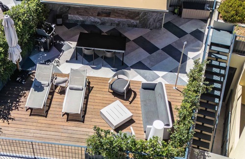 Se Apartment | New & Central with Terrace & Grill @ Savoy Insular