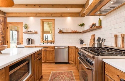 Hailey Ski Chalet | NEW! Chalet with private Pool, Hottub, and Sauna!