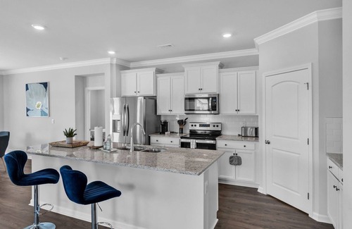 Capshaw House | NEW! Charming 4BR Ranch-Style Home | Corner Lot