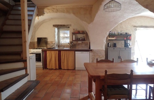 Curel Other | New: Charming Provencal farmhouse with exceptional panorama and exposure