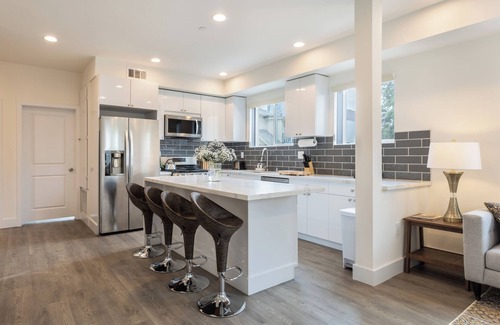 Pico-Union House | New construction, Chic furnishings near Downtown and Hollywood