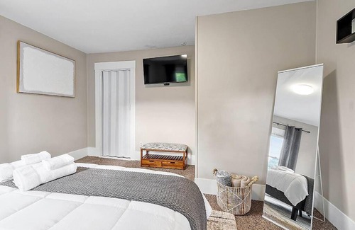 Laconia Apartment | NEW! Entire apartment minutes from Winni Lakes