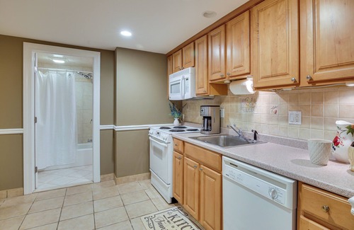 New Fairfield Apartment | New Fairfield Vacation Rental w/Lake Views!