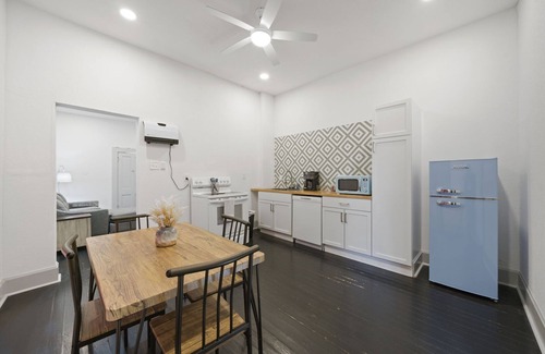 Alta Vista Apartment | NEW! Hip Home Nestled In Alta Vista