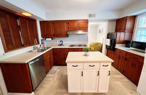 East Memphis House | New Home 3BR In East Memphis!