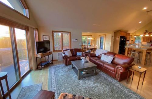 Bretton Woods House | NEW HOME BY BRETTON WOODS VACATIONS Stunning views from custom home in Bretton Woods D86