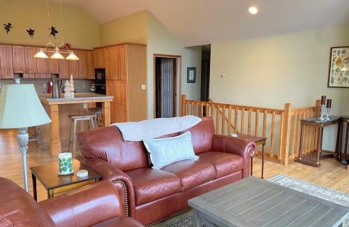 Bretton Woods House | NEW HOME BY BRETTON WOODS VACATIONS Stunning views from custom home in Bretton Woods D86