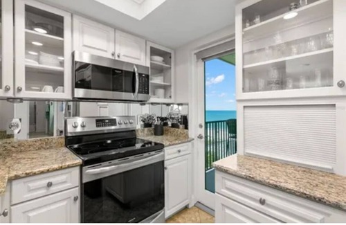 Independence Square Condo | New Listing Beautiful Views of the Beach & Intercoastal Waters! Top floor Unit!
