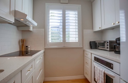 Village of La Jolla Condo | New lower rates amazing 1 bd condo - Walk to beach and village.