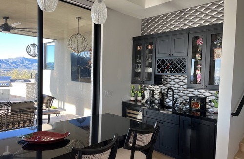 Carefree House | NEW Luxurious Mountain Home with Stunning Views—5 min to Wild West of Cave Creek