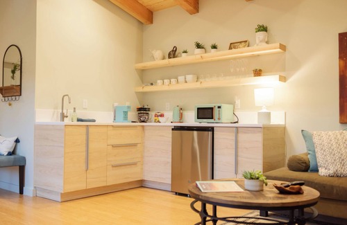 Hatton Fields Cottage | New Luxury Cottage Minutes To Beach & Town!