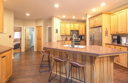 Arnold House | New! Luxury home in Arnold: Views, Hot Tub, + Pets OK