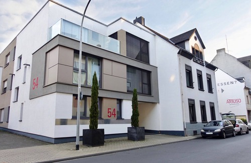 Moselweiss Apartment | ★NEW★ Modern apartment | close to the city | parking space