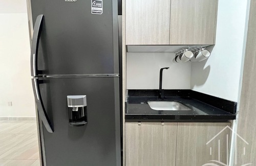 Villa Marina Apartment | New-Promo-2 Queen Beds-Near Beach-Poolside-Sleep 6