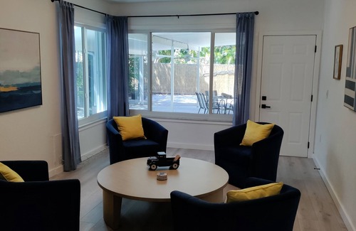 Parrot Cove House | new remodeled attractive home 5 minutes from the beach. close to the golf course