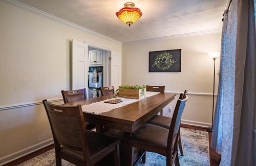 Summerlee House | New River Gorge Oasis-Hot Tub, Fire pit andGood Vibes