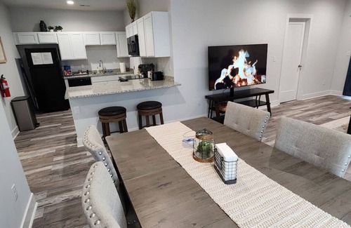 Bel Aire House | New single level 3 bed 2 bath