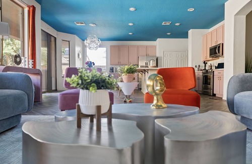 Pinal County House | NEW! Sleeps 24+ House w/Heated Pool, Arcades, Soda Fountain