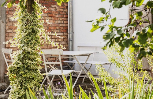 Schernfeld Apartment | NEW! Studio Beim Kirchschuster