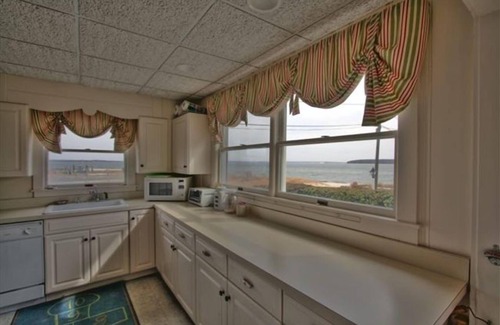 New Suffolk House | New Suffolk Beach House