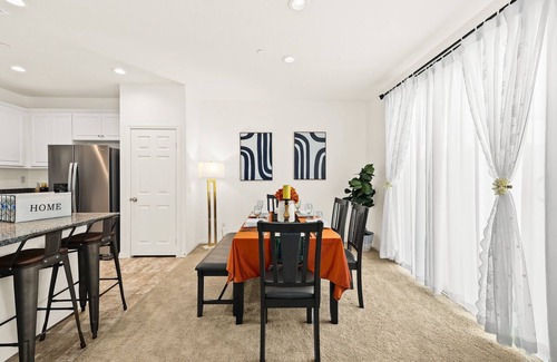 Chino Condo | New Townhouse/3BD/2.5BA
