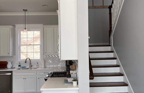 Murfreesboro House | New Two Story House with Two Decks & Screened in Patio near Charming Downtown