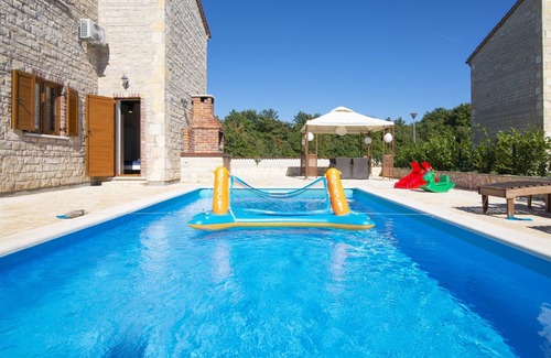 Butkovici Villa | NEW Villa Paradis 11 with pool table and shared tennis court