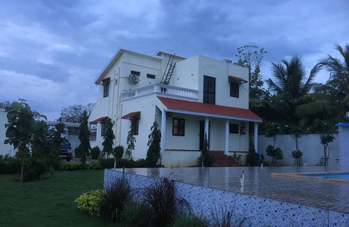 Chengalpattu Villa | New Villa with Swimming Pool close to Mahabalipuram for rent.