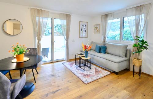 Grinzing Apartment | New with Parking and Metro in front of the House