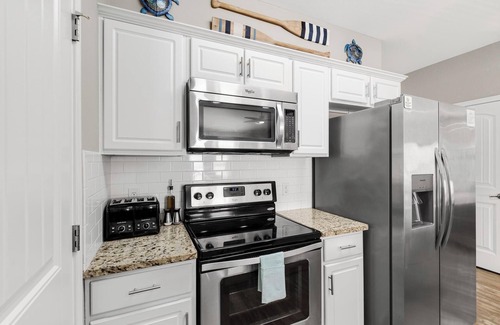 Corpus Christi House | NewListing!GameSystem,Sleeps11,Playground,Pool!