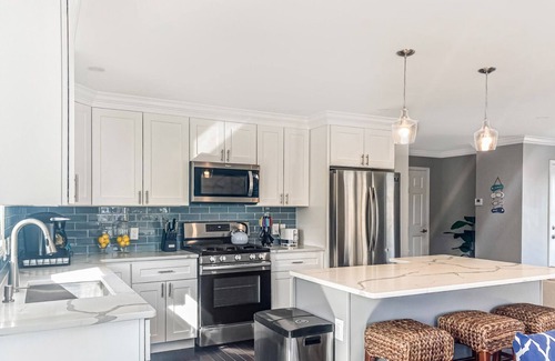 Ortley Beach House | NEWLY BUILT BEACH HOUSE/Steps to Beach/Beach Getaway