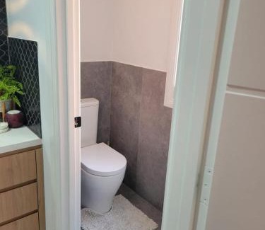 Marden House | Newly built Duplex type home - 4km to North Terrace Adelaide