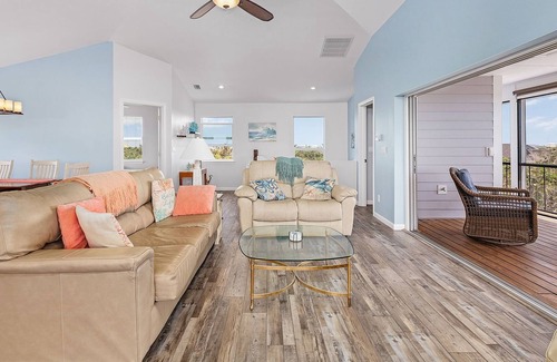 Jose's Hideaway House | NEWLY BUILT LUXURY ISLAND HOME w/ PRIVATE POOL, GOLF CARTS & ISLAND CLUB ACCESS
