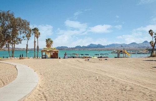 Lake Havasu City House | Newly Remodeled Lake Havasu Oasis, 3 minutes to launch ramp