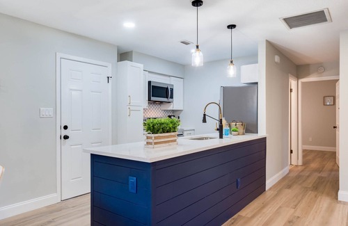 Orlando House | Newly renovated 2 Bed, 2bath home with private fenced in backyard.