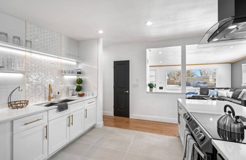 Alta Vista Area House | Newly Renovated Mid-Mod Home near Olde Town Arvada
