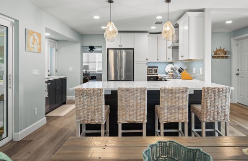 Melbourne Beach House | Newly renovated spacious 4BR home with pool & game room, 800m from the Beach