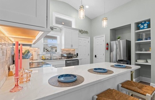 Ocean Isle Beach House | Newly Renovated 4-bedroom house with AC, WiFi in delightful Ocean Isle Beach