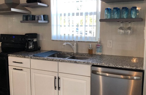 Edgewater House | Newly renovated, 3/2 Beautiful canal front home, Close to beaches & restaurants.