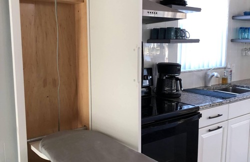 Edgewater House | Newly renovated, 3/2 Beautiful canal front home, Close to beaches & restaurants.