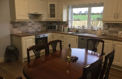 Enniscrone Cottage | Newly restored cosy 3 bedroom cottage in Enniscrone Village