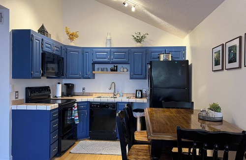 St. George Condo | NEWLY UPGRADED Beautiful One Bedroom, One Bath, Sports Village Condo