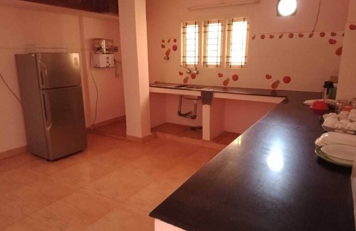 Kanathur Villa | Next to the beach. Swimming pool.safe for family.beautiful sunraise & sunset n