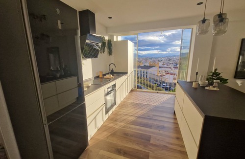 La Victoria Apartment | Next to the Castle and 5 minute from Historic Center